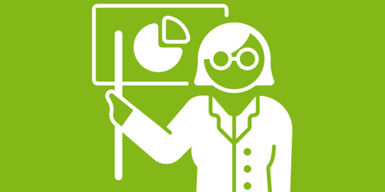 Symbolbild Frau an Tafel